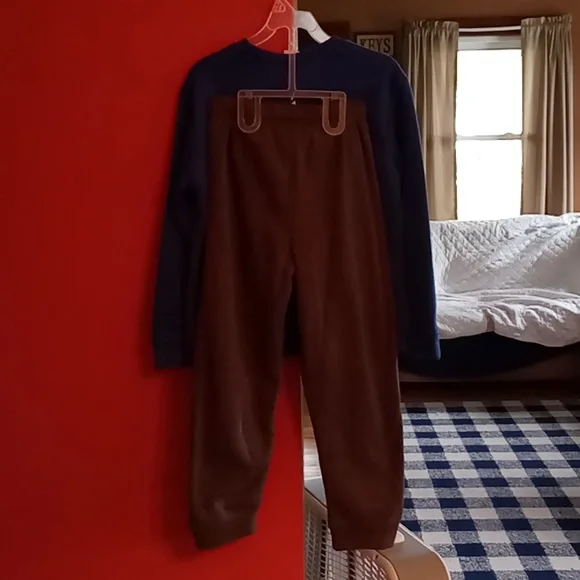 Children's Disney Mickey Mouse 2 pcs sweat outfit size 7 brand new - Picture 4 of 5